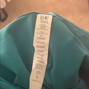Fabletics Pants - Fabletics crop workout leggings Fabletics Pants - Fabletics crop workout leggings